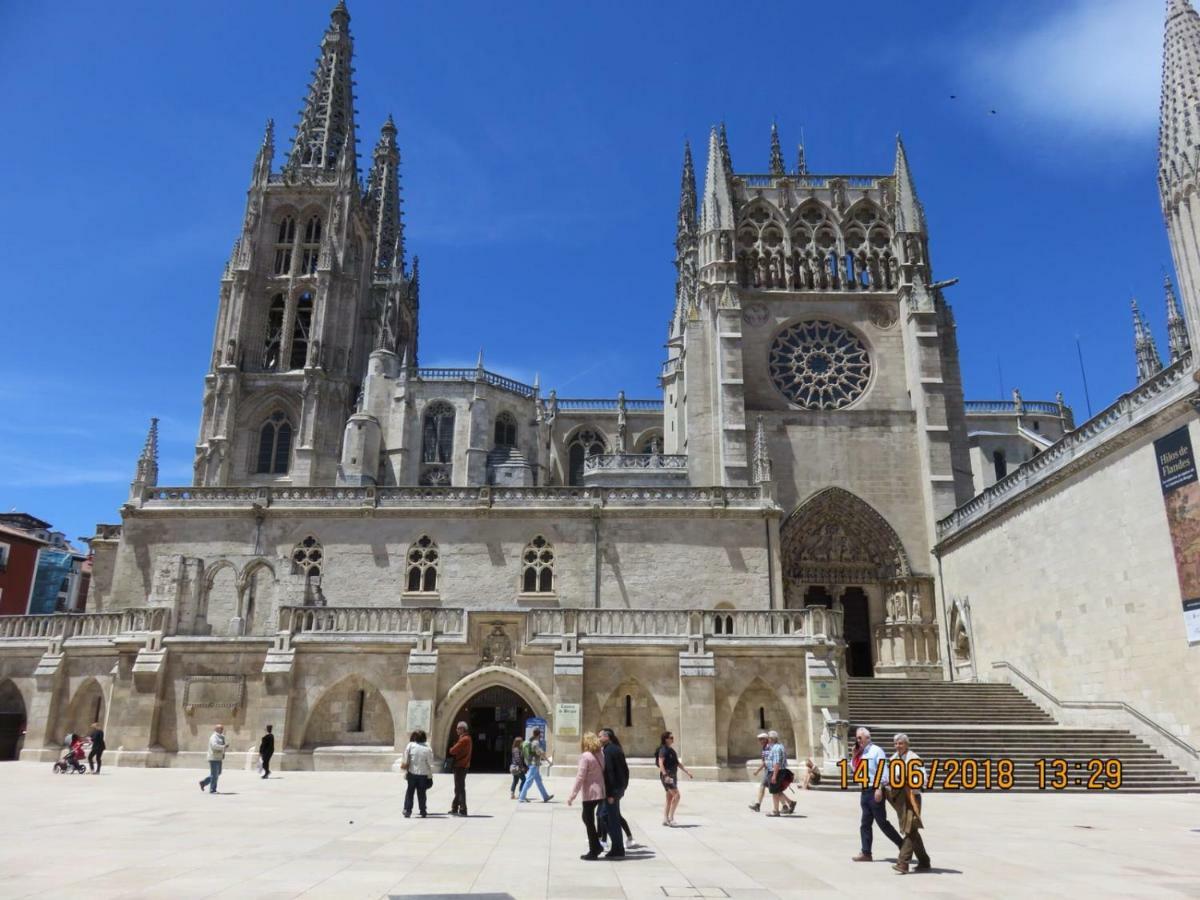 Vut Plaza De La Catedral Leilighet Burgo Eksteriør bilde